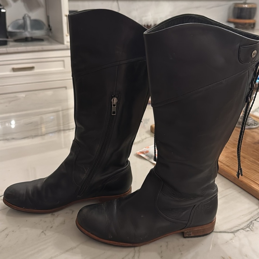UGG classic boot